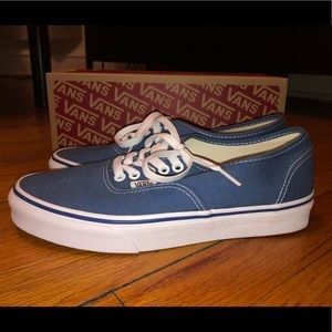 ✨BRAND NEW✨ Women’s vans